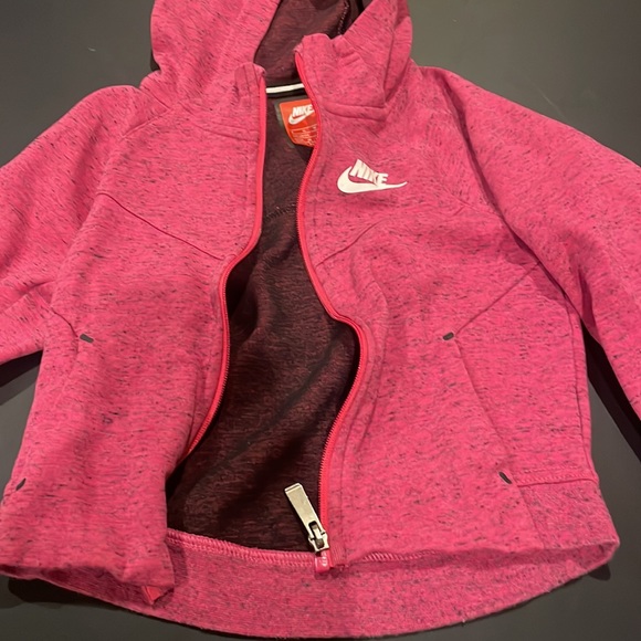 Nike jumpsuit - Picture 3 of 3